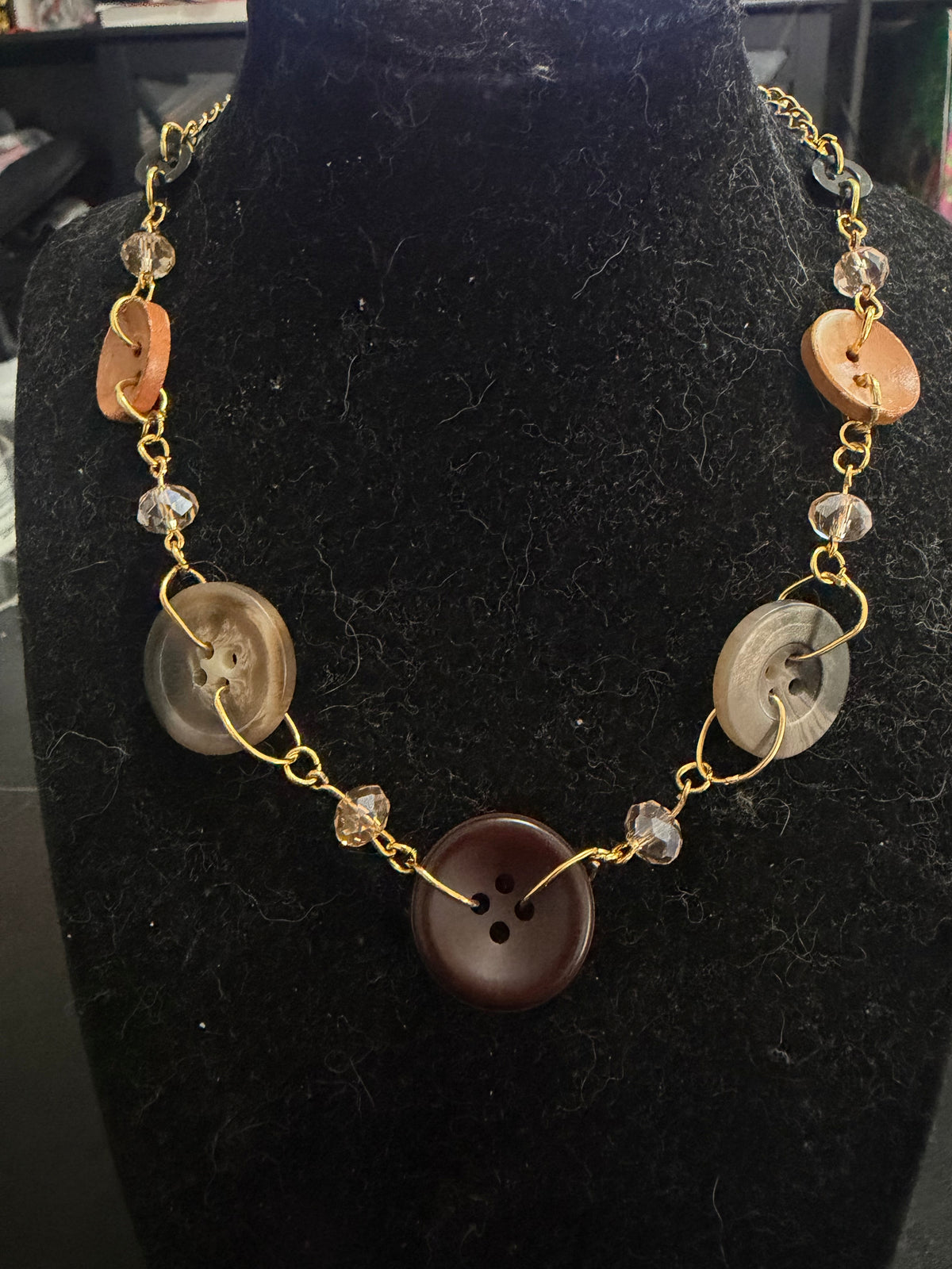 Button necklace
