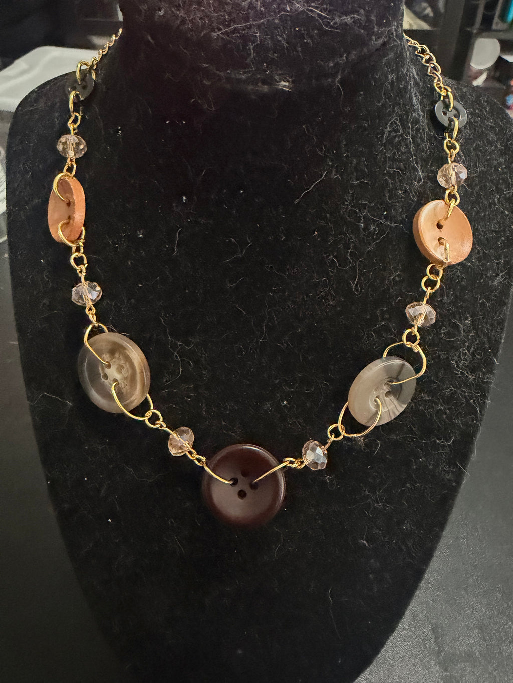Button necklace