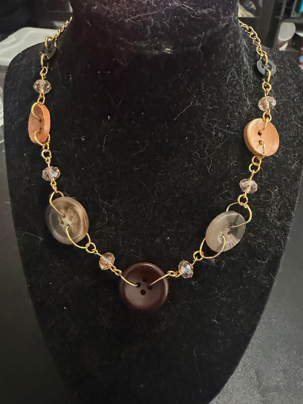 Button necklace