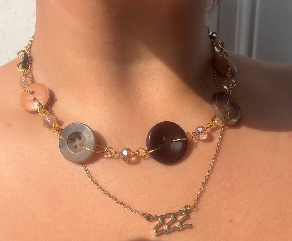 Button necklace